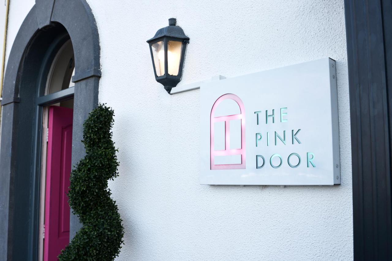 مبيت وإفطار The Pink Door ويستبورت المظهر الخارجي الصورة